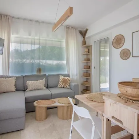 Stunning In Pittulongu With Pool Apartment