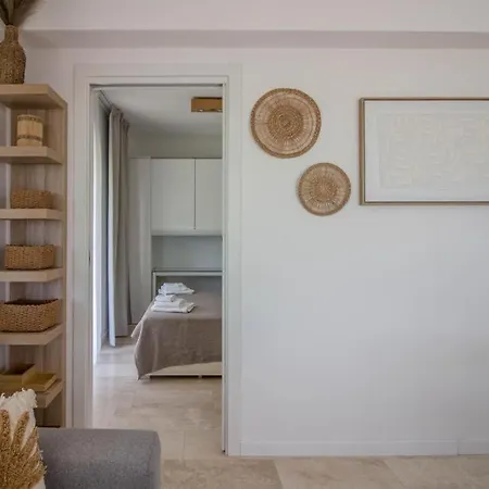 Guesthost - Stunning In Pittulongu With Pool * Olbia