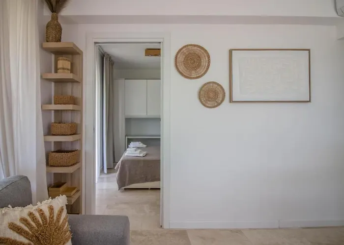 Guesthost - Stunning In Pittulongu With Pool * אולביה