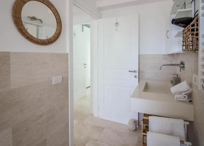 Guesthost - Stunning In Pittulongu With Pool אולביה